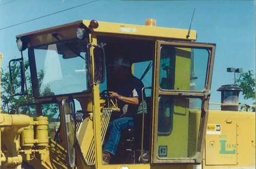 Hobart Lone Hill in the grader